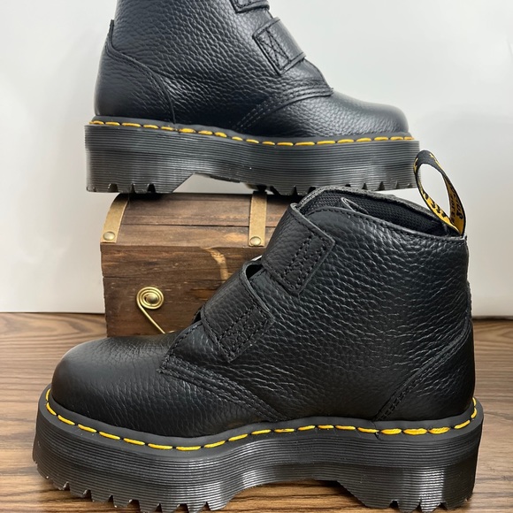 Dr. Martens Women's Devon Heart Leather Platform Boots Black Size 5 - Picture 4 of 12